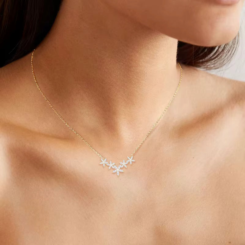 Five Flower Garland Necklace · 925 Sterling Silver · D/VVS1 Moissanite with GRA Certificate | FAWDI